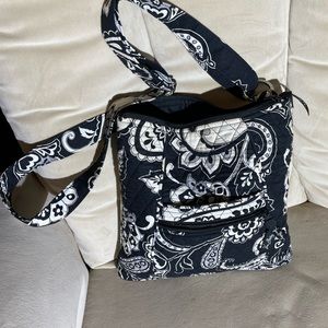 Vera Bradley black & white crossbody with matching coin purse